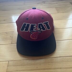 Mitchell & Ness Miami Heat Black Red Flames‎ Snapback Hat CAP BILL HEAT Wool One